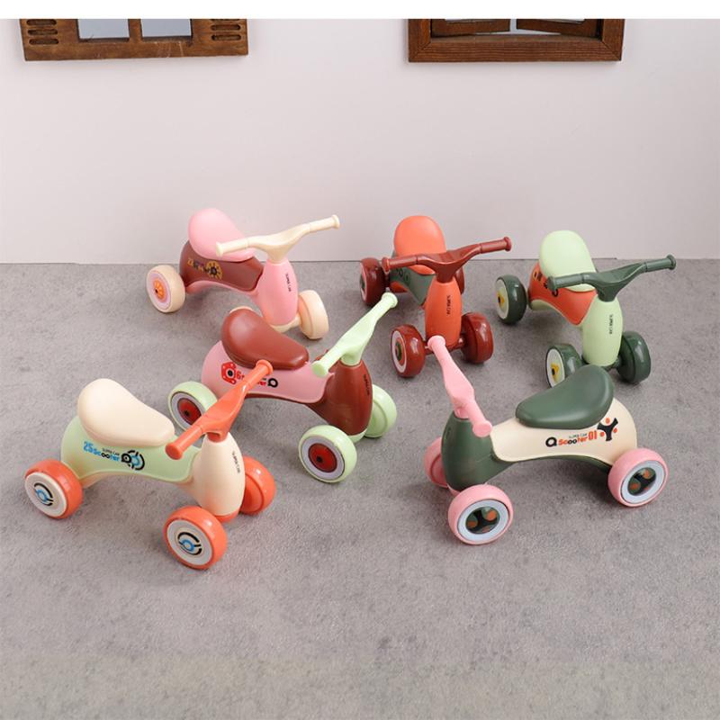 قطعة واحدة، سيارة أطفال صغيرة  - مراجعة Electric Scooter وسعره